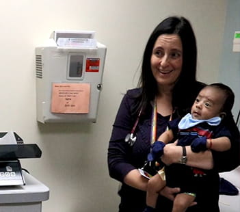 Doctor who speaks Spanish at Denver Health